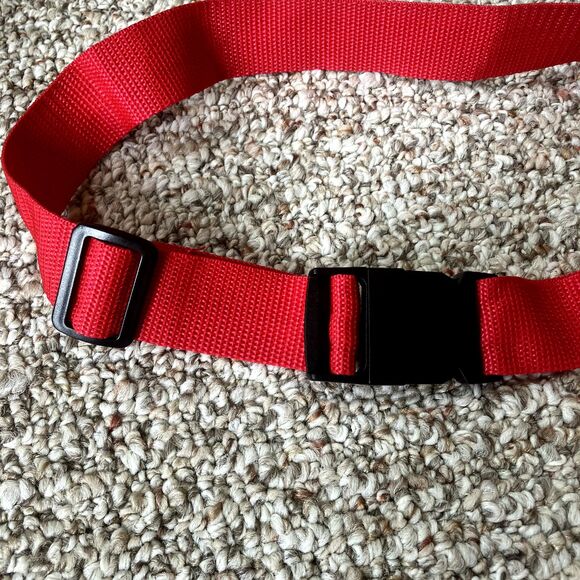 Iowa State Fanny Pack Waist Bag Cyclones College Gear Football IS Red Buckle - Picture 5 of 9